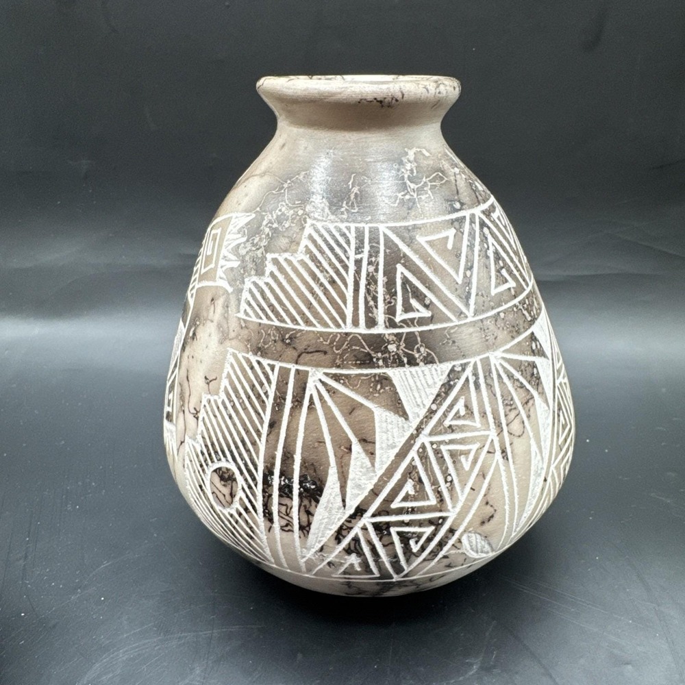 2 Signed Gary Yellow Corn Acoma Pueblo Horsehair‎ Pottery Native American Turtle - Picture 3 of 14